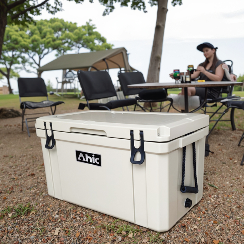 Outdoor Camping Food - 75L Portable Hard Rotomolded Cooler Box